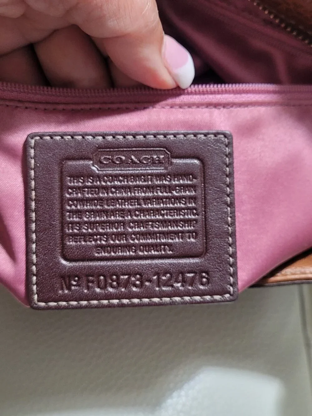 COACH* Rare Y2K*Two Toned*Pebbled Leather*Hampton Handbag*Cognac/Brown